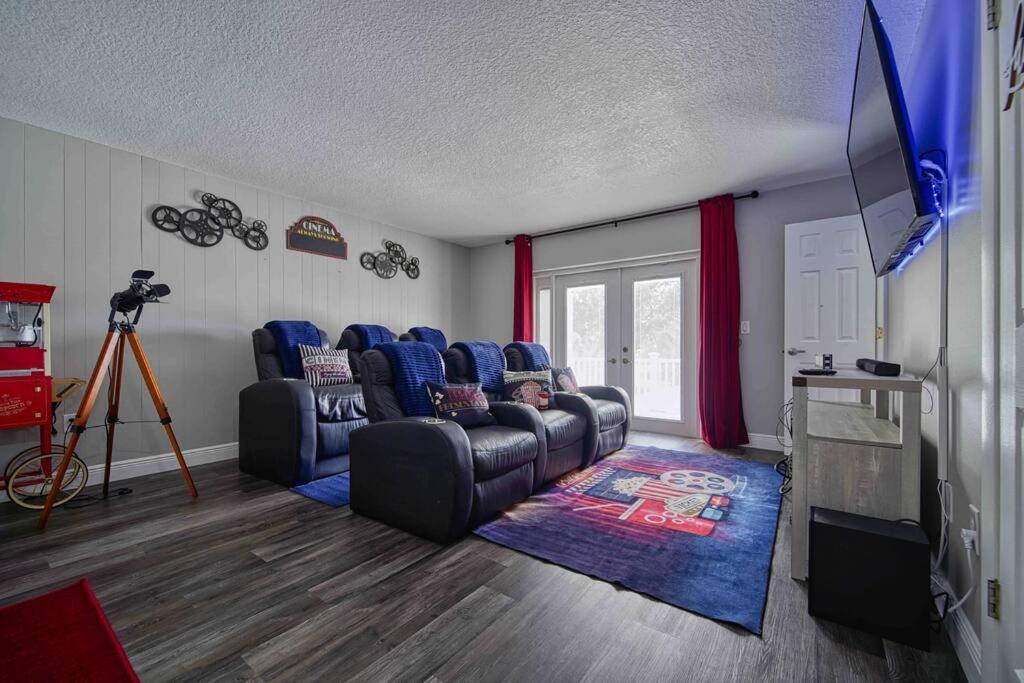 Stylish Lake Home With Huge Pool, Arcade With Ps5,And Theater Just 5 Min From Legoland Winter Haven Exterior foto